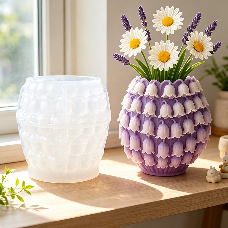 Desk Setup Plant - 3D Lily of the Valley Vase